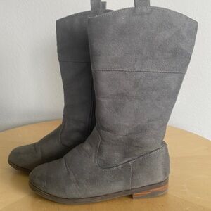 Girls fashion boots. Size 2